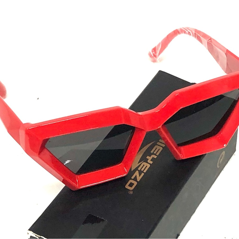 Red Geometric Frame Sunglasses - Unknown Brand